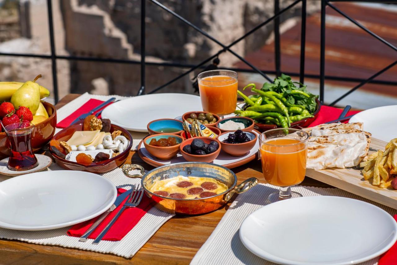 Ikarus Cappadocia Hotel Учисар Экстерьер фото