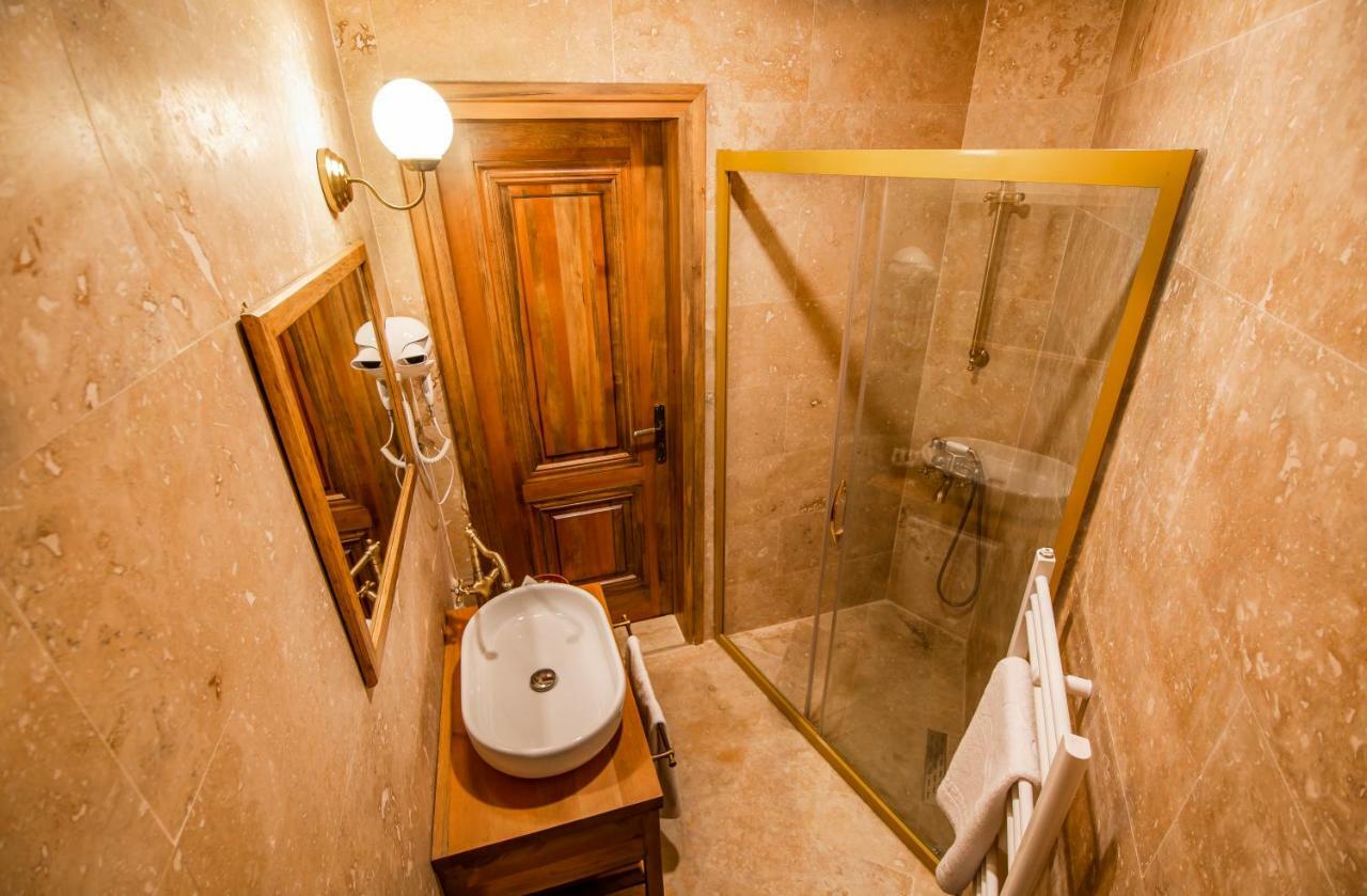 Ikarus Cappadocia Hotel Учисар Экстерьер фото